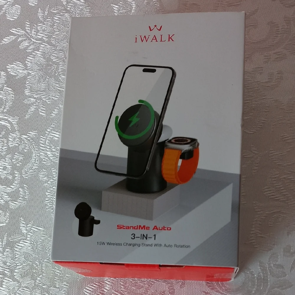 NWT iWALK StandMe Auto 3-in-1 Wireless Charging Stand - White